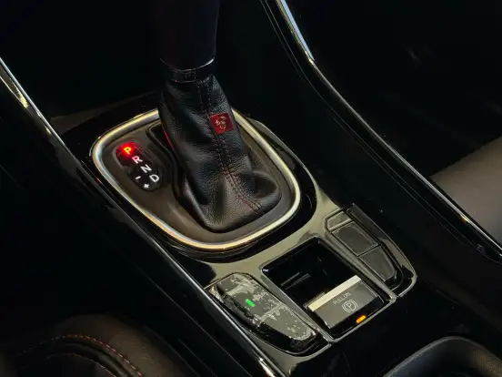 FIAT-FASTBACK-1.3 TURBO 270 FLEX ABARTH AT6 FIAT-FASTBACK-2025