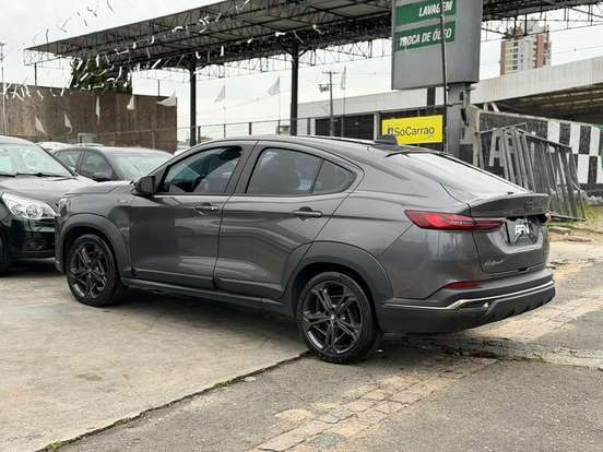 FIAT-FASTBACK-2022