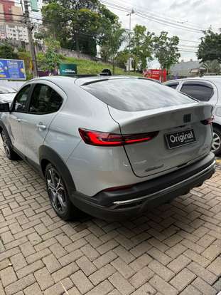 FIAT-FASTBACK-2023