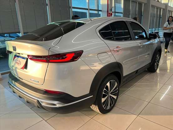 FIAT-FASTBACK-1.0 TURBO 200 HYBRID AUDACE CVT FIAT-FASTBACK-2024