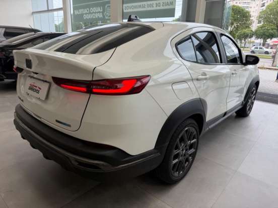 FIAT-FASTBACK-2025