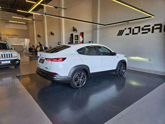 FIAT-FASTBACK-2023