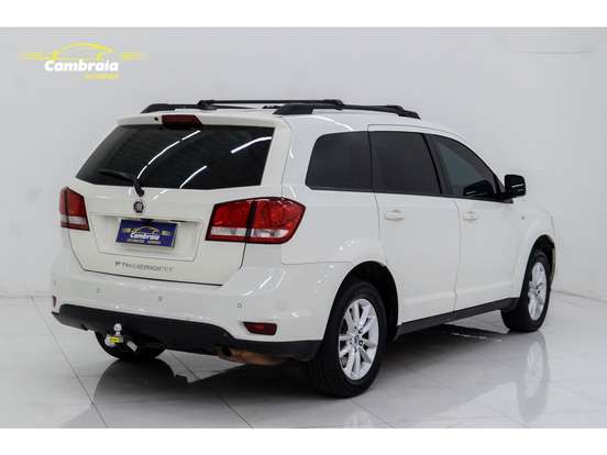 FIAT-FREEMONT-2015