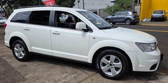 FIAT-FREEMONT-2011