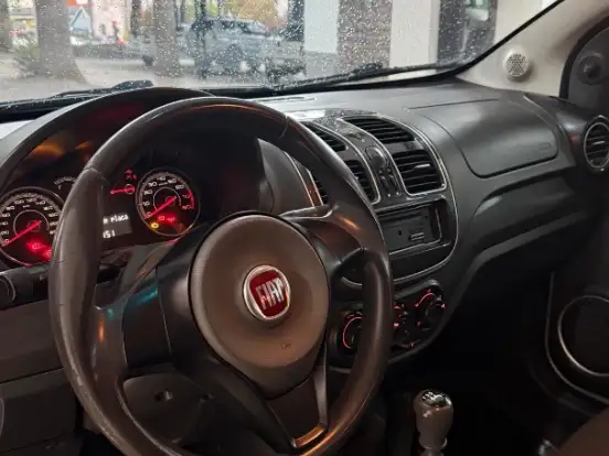 FIAT-GRAND SIENA-1.4 MPI ATTRACTIVE 8V FLEX 4P MANUAL FIAT-GRAND SIENA-2012