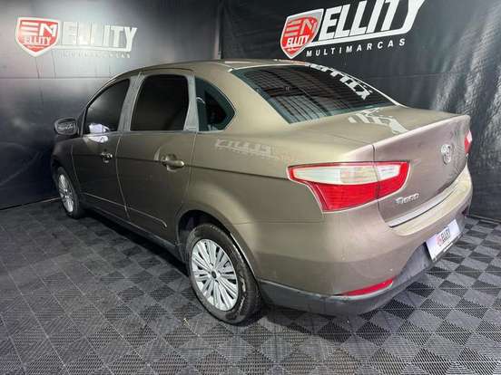 FIAT-GRAND SIENA-1.4 MPI 8V TETRAFUEL 4P MANUAL FIAT-GRAND SIENA-2014