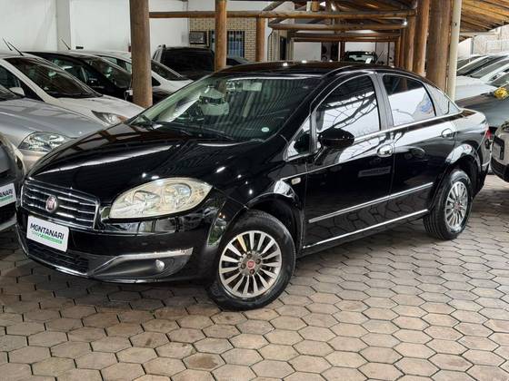FIAT LINEA 1.8 ESSENCE 16V FLEX 4P MANUAL