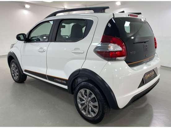 FIAT-MOBI-1.0 EVO FLEX TREKKING MANUAL FIAT-MOBI-2025