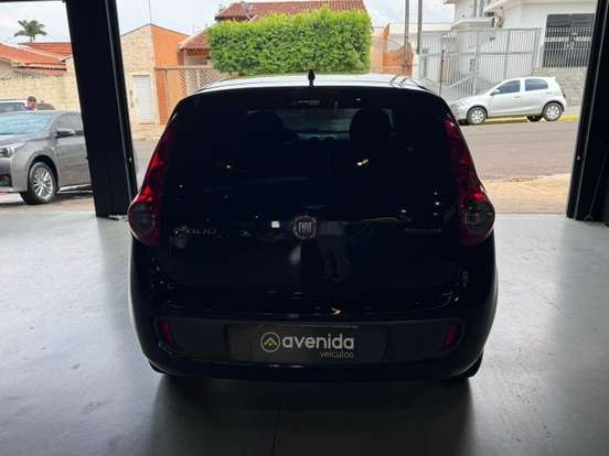 FIAT-PALIO-2015