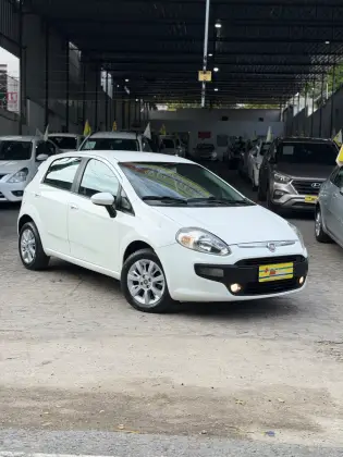 FIAT PUNTO 1.4 ATTRACTIVE 8V FLEX 4P MANUAL