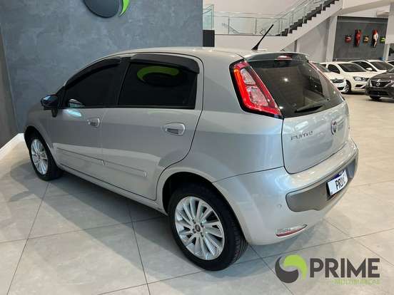 FIAT-PUNTO-1.6 ESSENCE 16V FLEX 4P AUTOMATIZADO FIAT-PUNTO-2016