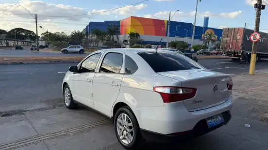 FIAT-SIENA-1.4 MPI EL 8V FLEX 4P MANUAL FIAT-SIENA-2014