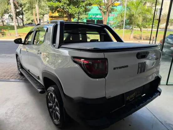 FIAT-STRADA-1.0 TURBO 200 FLEX ULTRA CD CVT FIAT-STRADA-2023