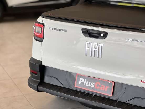 FIAT-STRADA-2021
