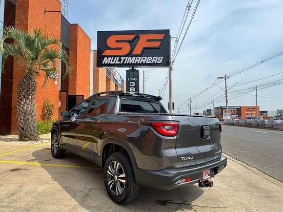 FIAT-TORO-1.3 TURBO 270 FLEX FREEDOM AT6 FIAT-TORO-2023