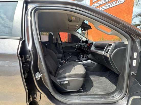 FIAT-TORO-2023