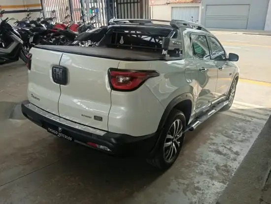 FIAT-TORO-2021
