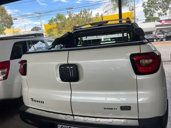 FIAT-TORO-2023