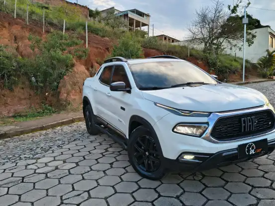 FIAT-TORO-2.0 16V TURBO DIESEL ULTRA 4WD AT9 FIAT-TORO-2021