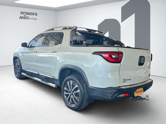 FIAT-TORO-2023