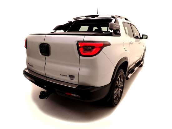 FIAT-TORO-2023