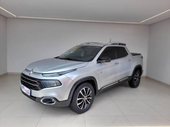 FIAT TORO 2.0 16V TURBO DIESEL VOLCANO 4WD AT9