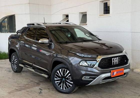 FIAT TORO 2.2 TURBO DIESEL RANCH 4WD AT9