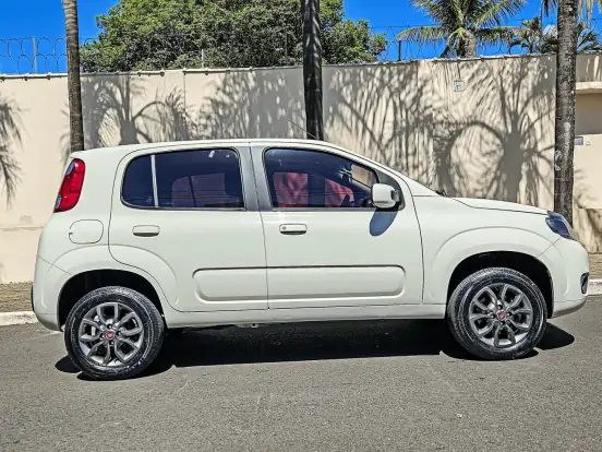 FIAT-UNO-1.0 EVO VIVACE 8V FLEX 4P MANUAL FIAT-UNO-2014