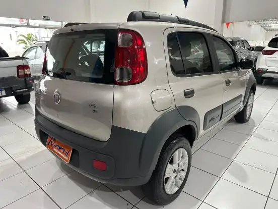 FIAT-UNO-1.4 EVO WAY 8V FLEX 4P MANUAL FIAT-UNO-2012