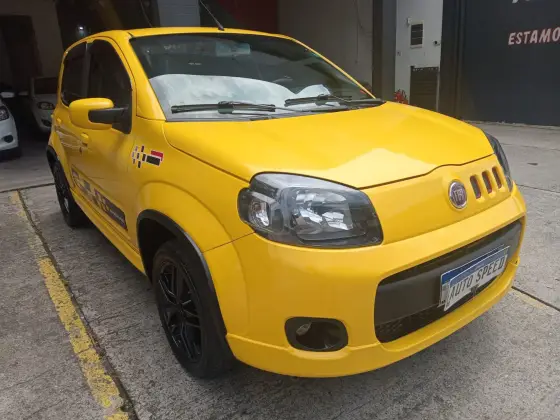 FIAT UNO 1.4 SPORTING 8V FLEX 4P MANUAL