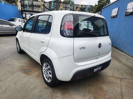FIAT-UNO-2021