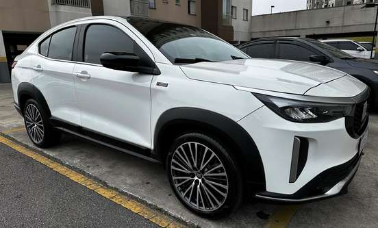 FIAT-FASTBACK-2024