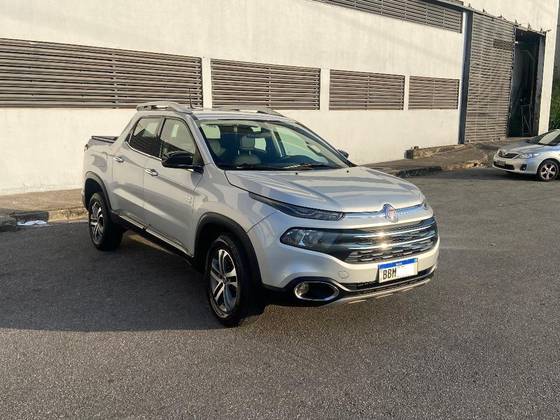 FIAT TORO 2.0 16V TURBO DIESEL VOLCANO 4WD AT9