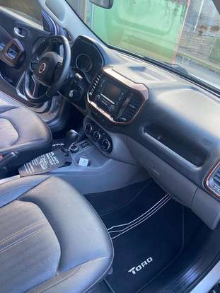 FIAT-TORO-2016