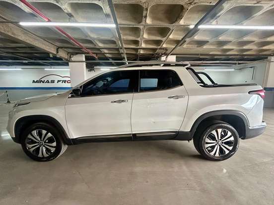 FIAT-TORO-2.0 16V TURBO DIESEL VOLCANO 4WD AT9 FIAT-TORO-2023