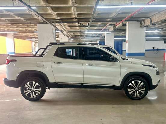 FIAT-TORO-2023