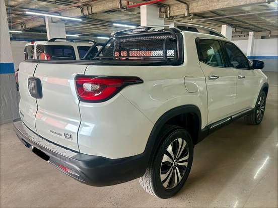 FIAT-TORO-2023