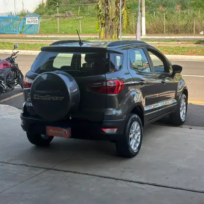 FORD-ECOSPORT-2020