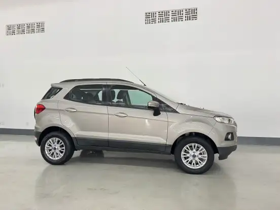 FORD-ECOSPORT-2016