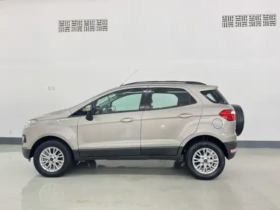 FORD-ECOSPORT-2016