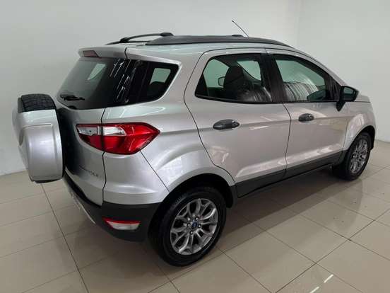 FORD-ECOSPORT-2015