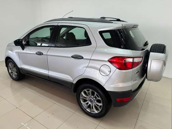 FORD-ECOSPORT-2015