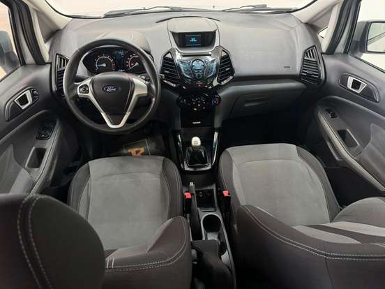 FORD-ECOSPORT-2015