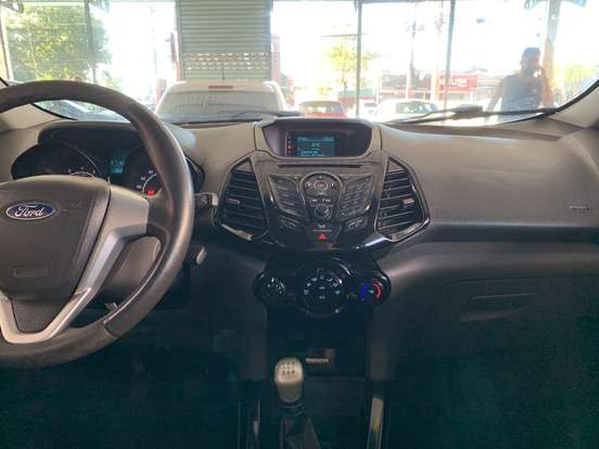 FORD-ECOSPORT-2015
