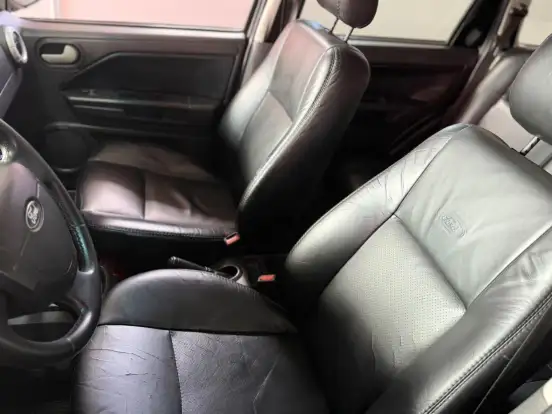 FORD-ECOSPORT-2010