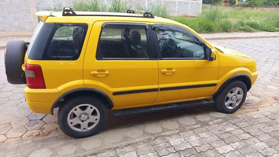 FORD-ECOSPORT-2005