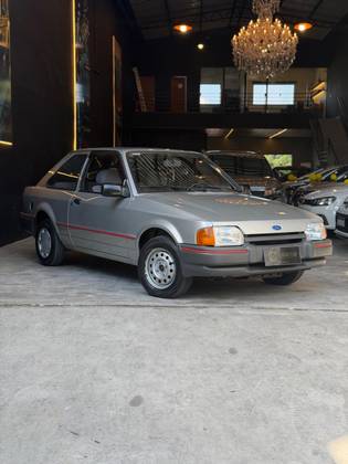 FORD ESCORT 1.0 HOBBY 8V GASOLINA 2P MANUAL