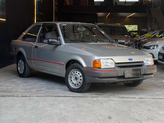 FORD-ESCORT-1.0 HOBBY 8V GASOLINA 2P MANUAL FORD-ESCORT-1995