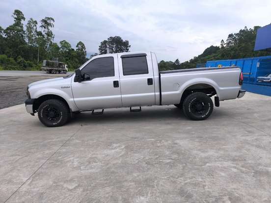 FORD-F-250-3.9 XLT MAX POWER 4X2 CD DIESEL 4P MANUAL FORD-F-250-2007