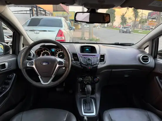 FORD-FIESTA-2014